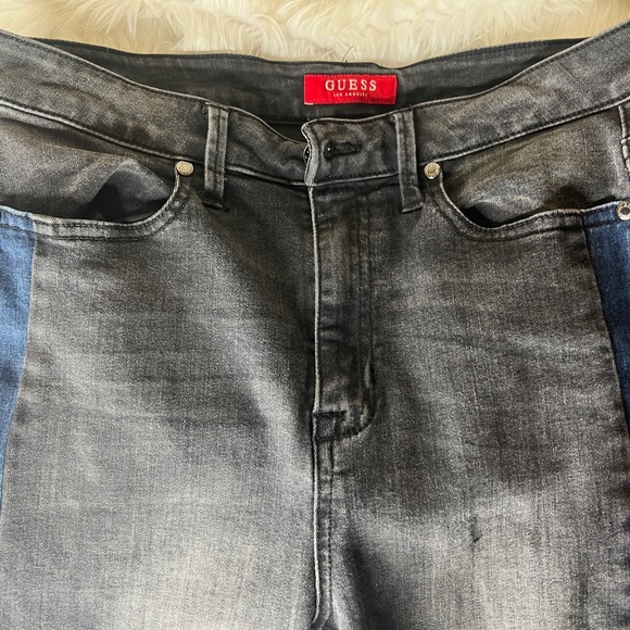 Guess Jeans - Picture 2 of 4